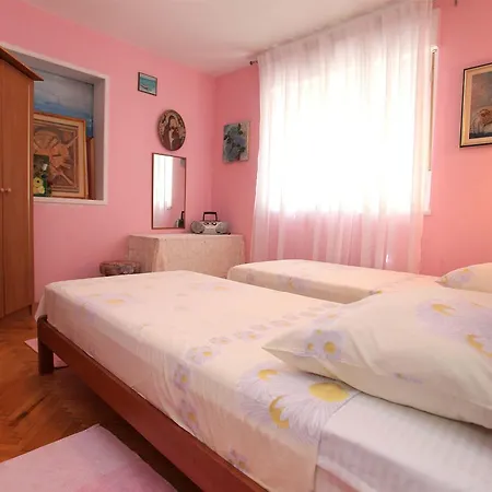Baturina Apartment Trogir