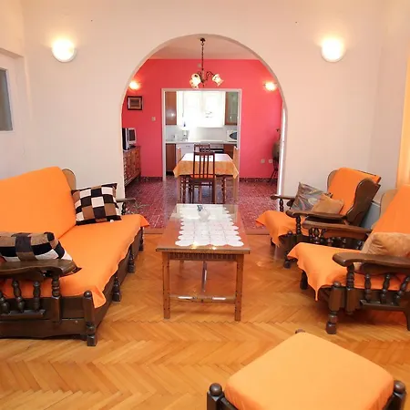 Baturina Apartment *